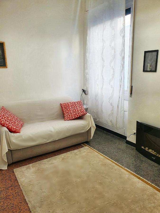 Fantastic House Near The Station Free Parking Apartment Genova Exterior foto